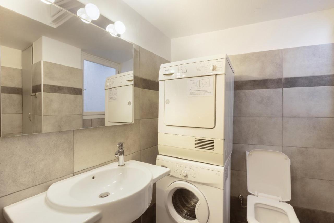 Prime Location 2 Bedroom Apt Next To The Acropolis Афіни Екстер'єр фото